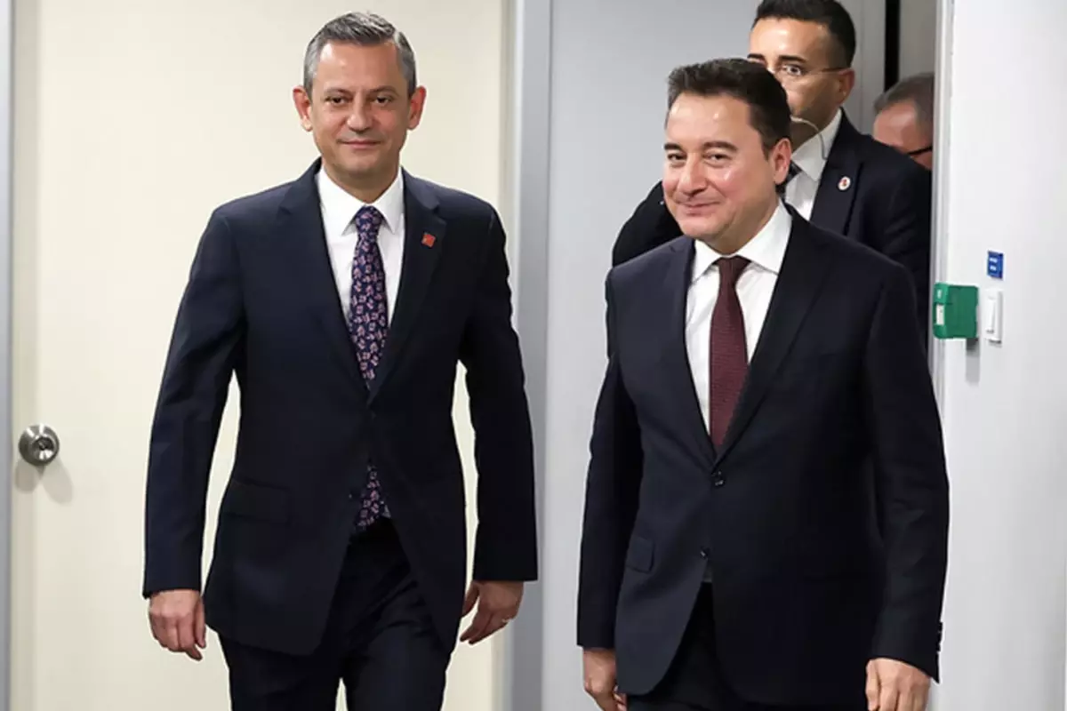 Babacan CHP'ye resti çekti: Uzatırlarsa o siciller, defterler açılır