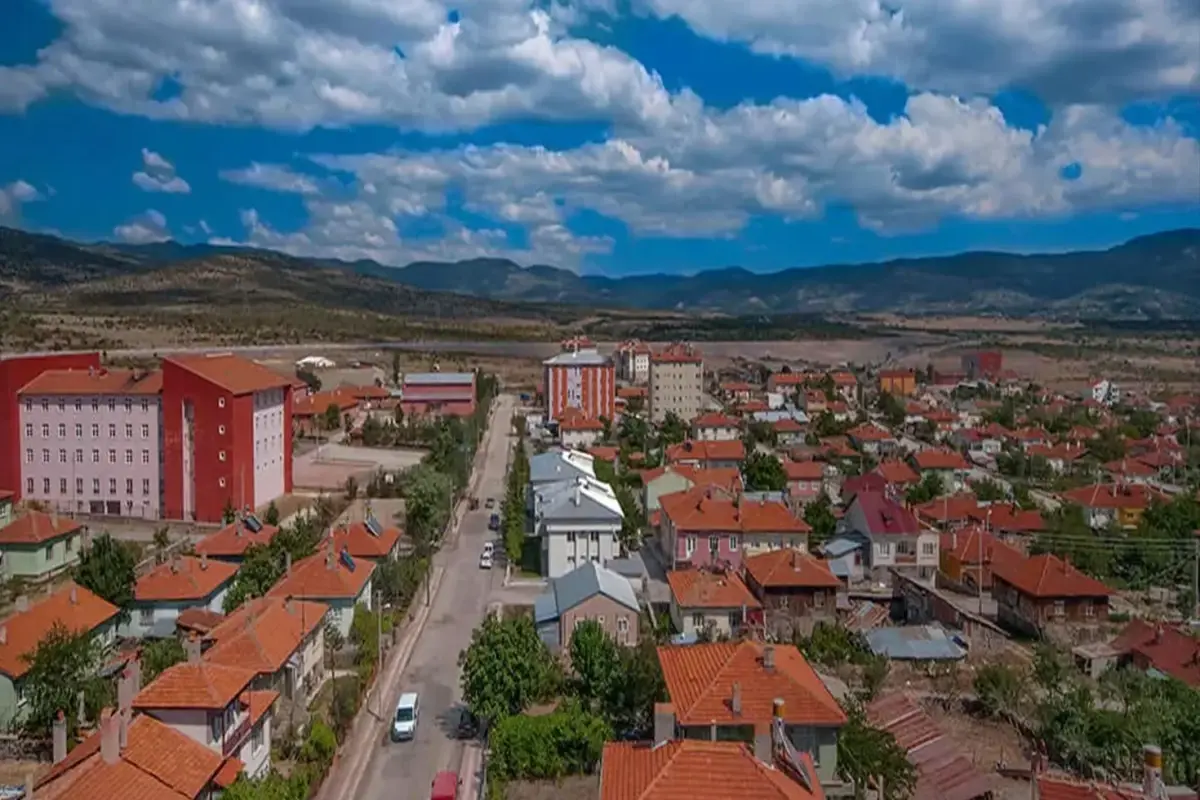 67 yıllık ilçe köy olmak üzere! Taşınacak 350 kişi aranıyor