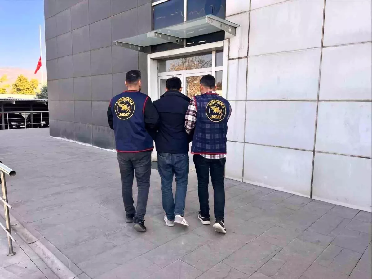 Bingöl'de Aranan Şahıs Operasyonla Yakalandı