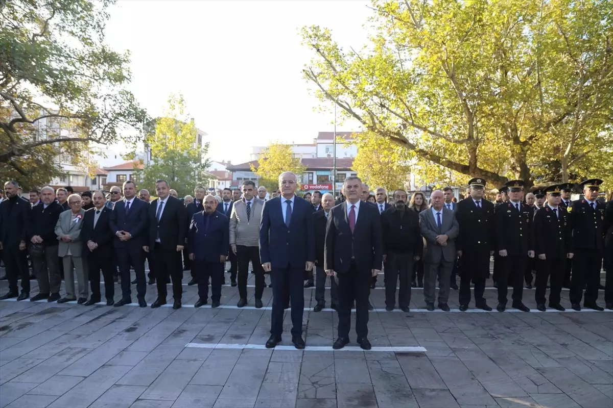 Atatürk, Ebediyete İntikalinin 87. Yılında Anıldı