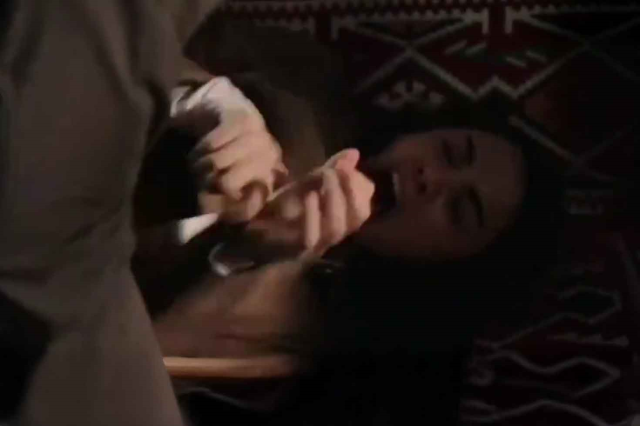 carpinti da cinsel saldiri sahnesi izleyiciyi 19237357 6091 m