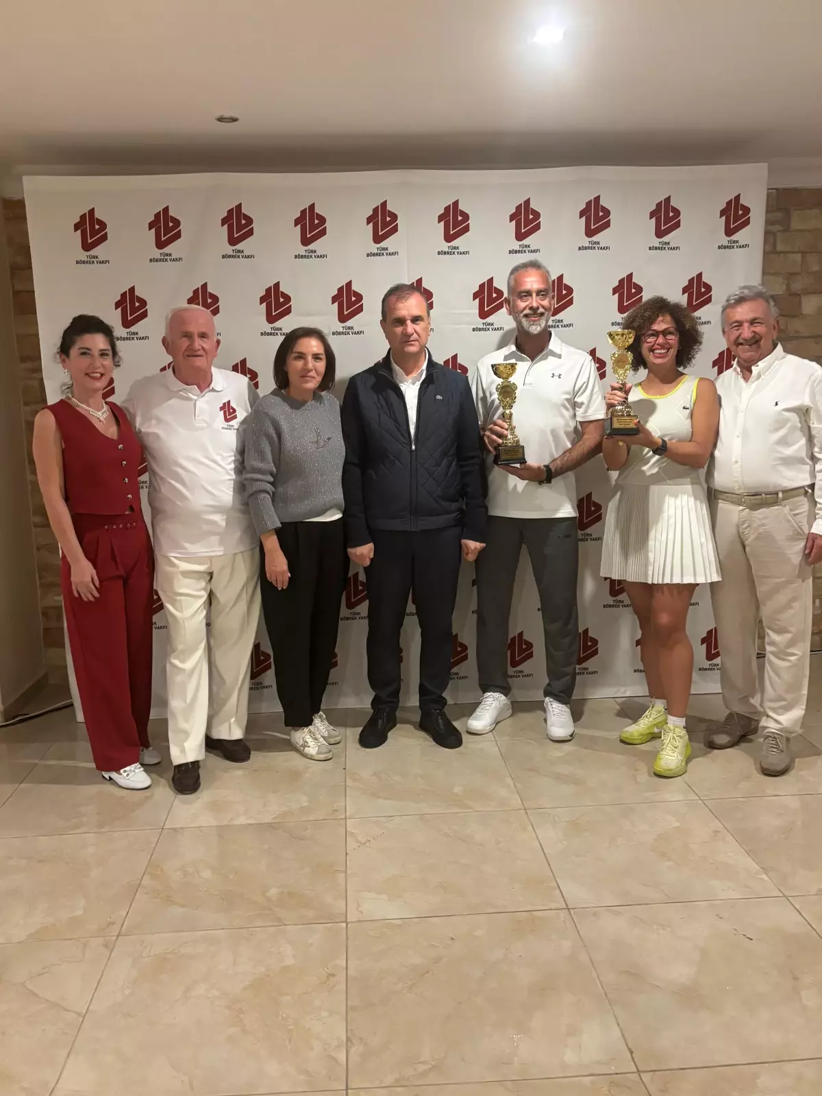 Cumhuriyet Tenis Turnuvası Coşkuyla Tamamlandı