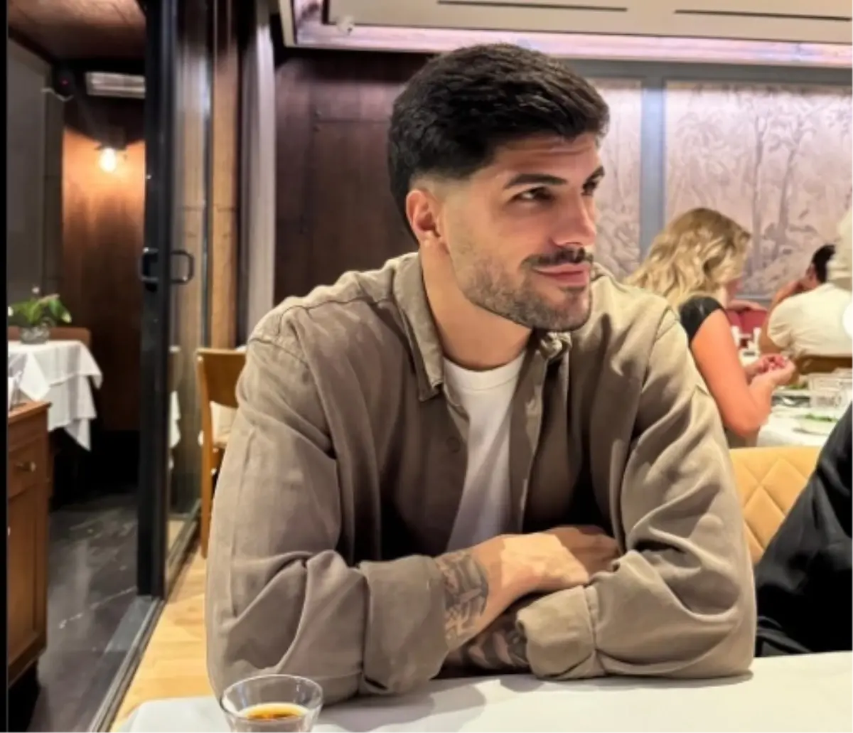 Eren Elmalı kimdir, hangi takımlarda oynadı?