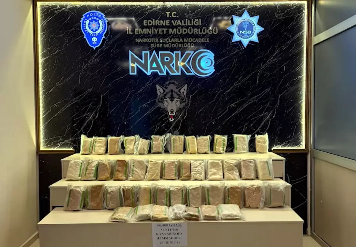 Edirne'de Kapıkule Sınır Kapısı'nda 66 Kilo Uyuşturucu Ele Geçirildi