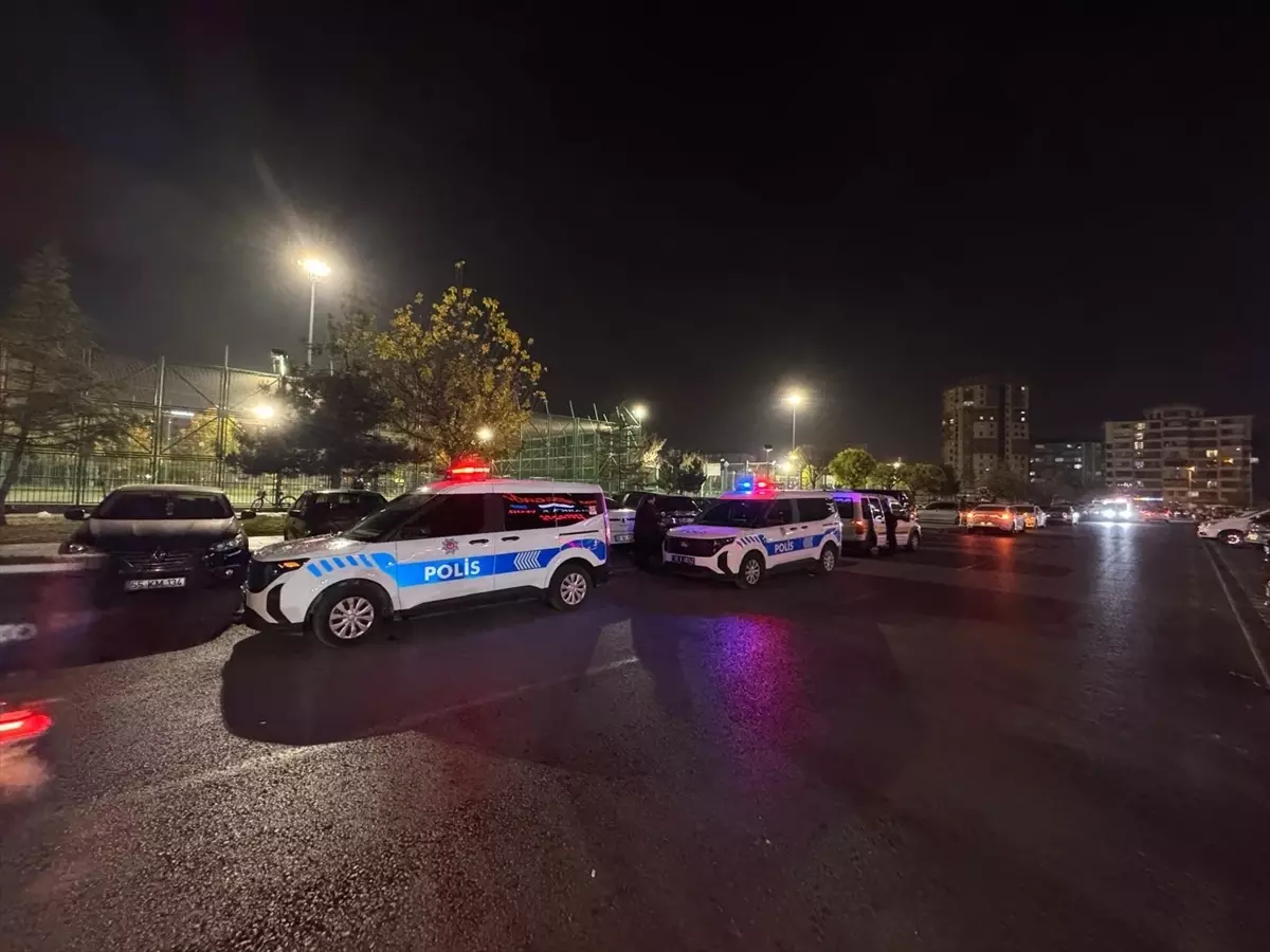 Kayseri'de Bıçaklı Kavga: 1 Yaralı