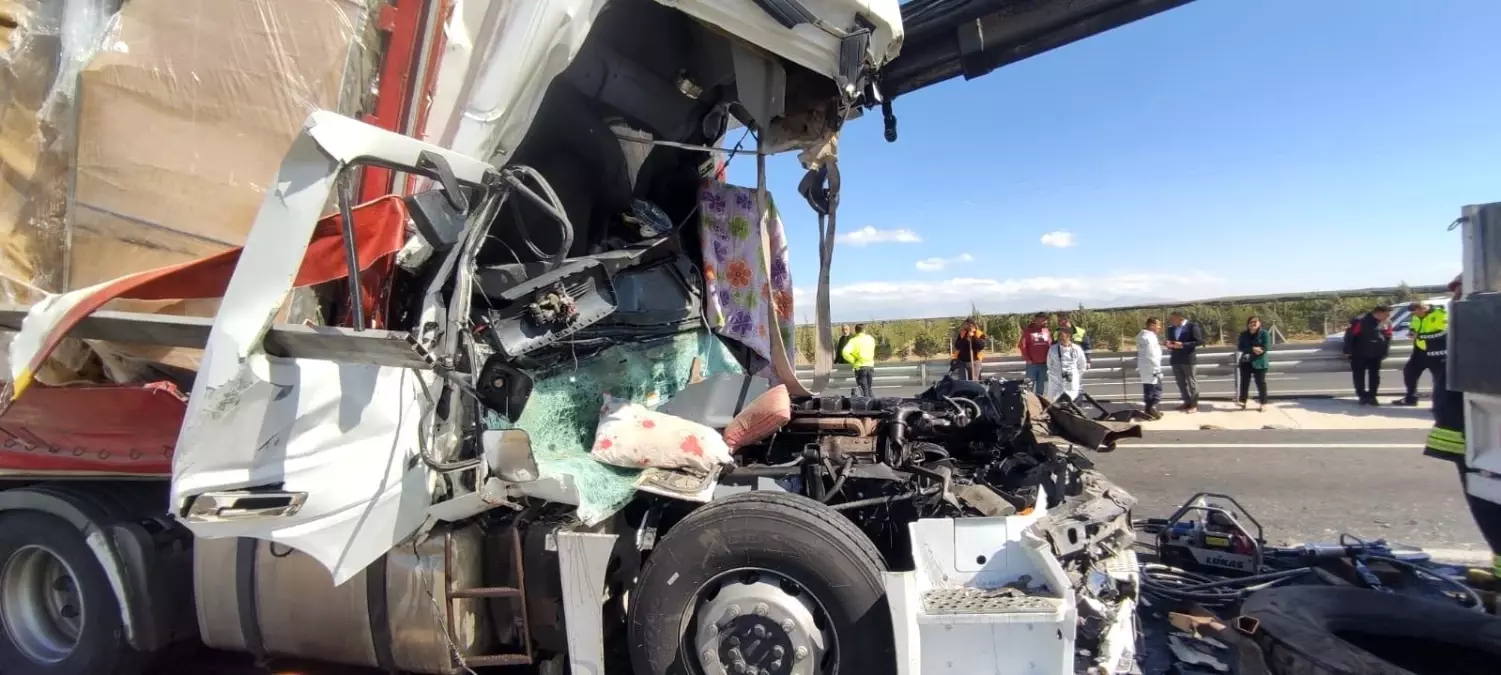 Konya'da Ekim Ayında 1.720 Trafik Kazası: 9 Ölü, 1.236 Yaralı