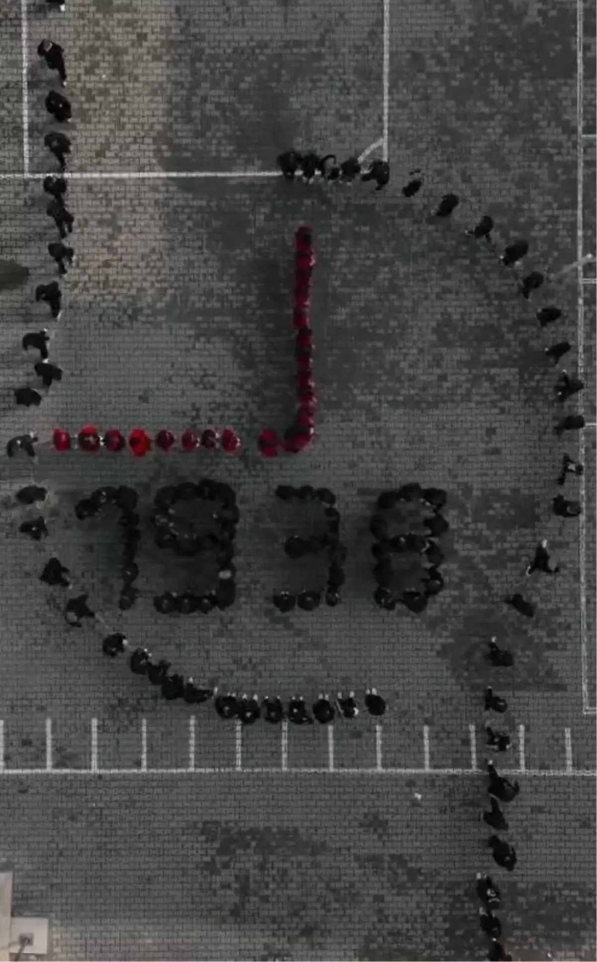 Atatürk, İnegöl'de Öğrencilerle Anıldı