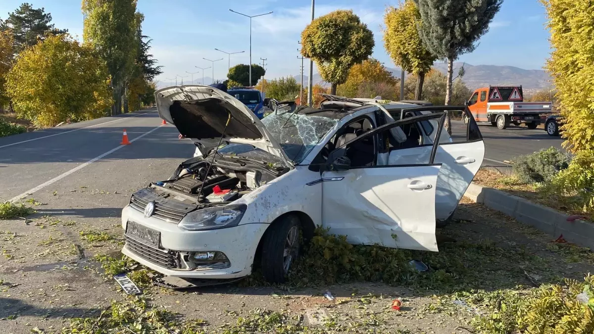 Elazığ'da Otomobil Kazası: 2 Ağır 6 Yaralı