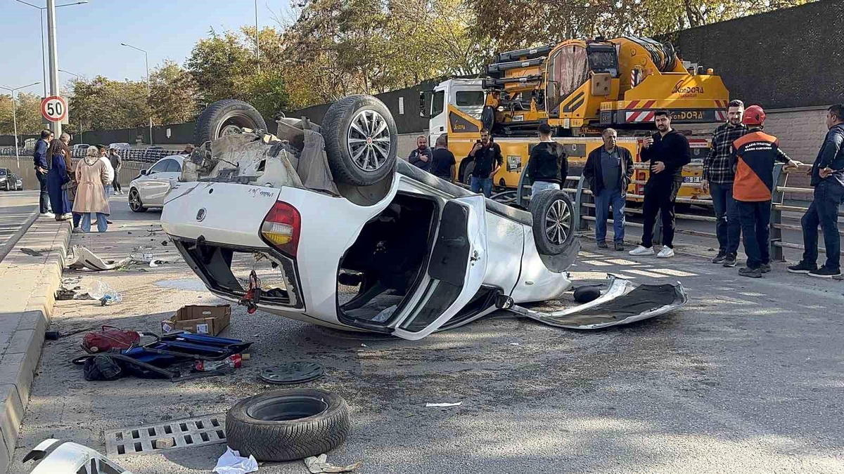 Elazığ'da Trafik Kazası: 2 Yaralı