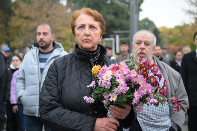 Life stopped in Turkey at 9:05