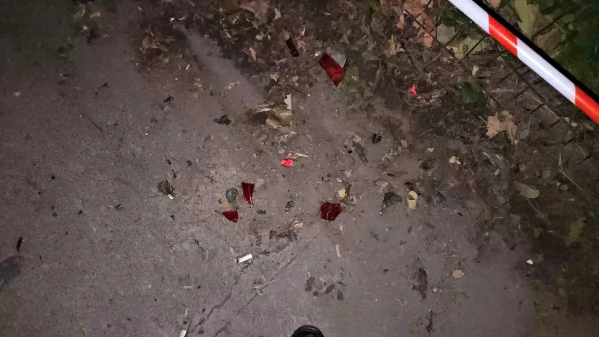 Sarıyer'de Kırmızı Işıkta Geçen Ehliyetsiz Sürücü Kaza Yaptı