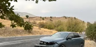 Kahta'da İki Otomobil Çarpıştı: 9 Yaralı