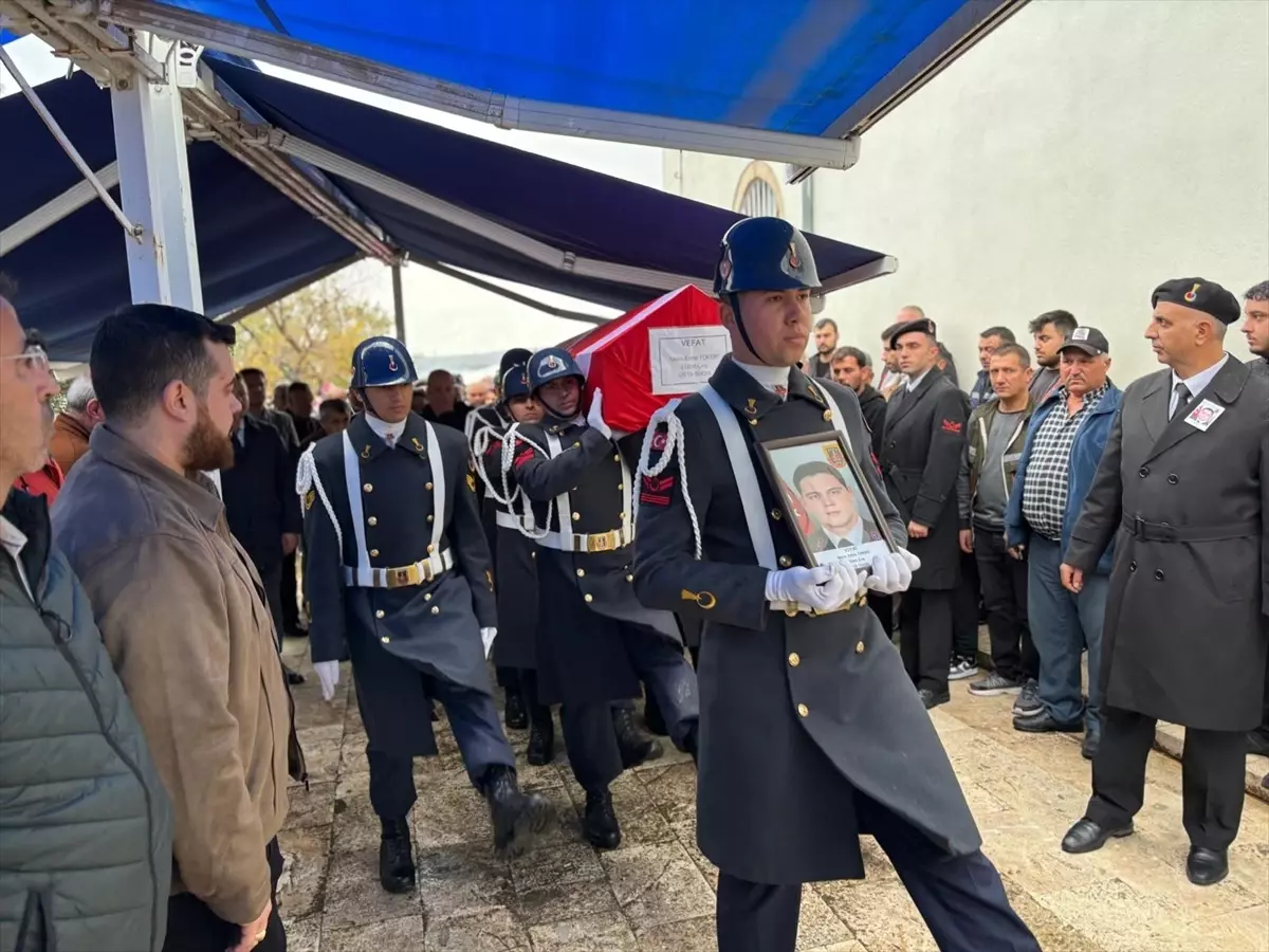 Çanakkale'de Uzman Çavuş Metin Emre Toker'in Cenaze Töreni Yapıldı