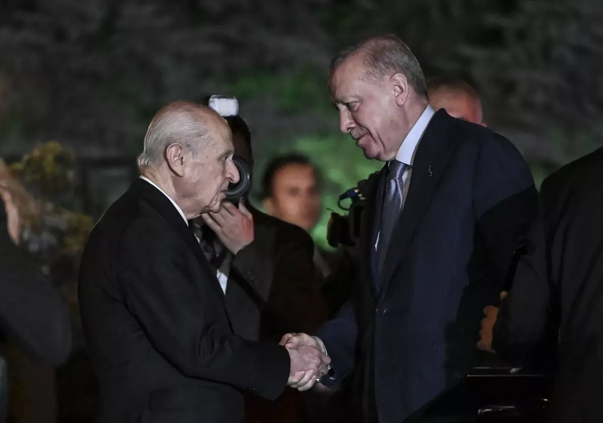 Erdoğan, Bahçeli'yi Ziyaret Etti