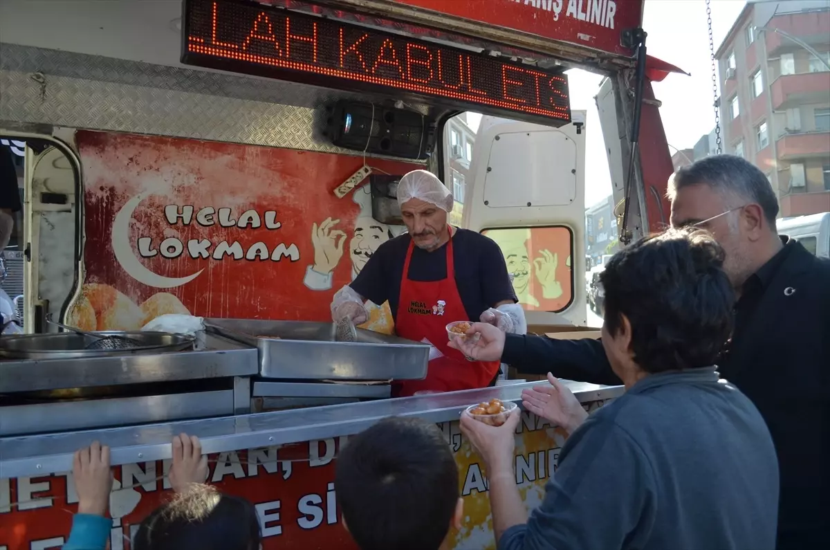 Darıca'da Atatürk İçin Lokma İkramı