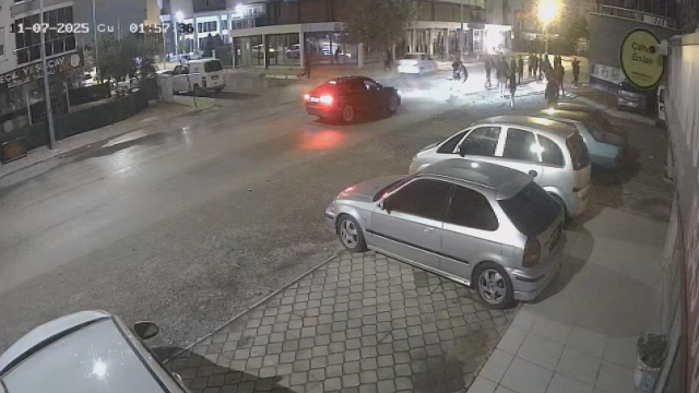 dur ihtarina uymadi aracini emniyet mudurunun 19243233 5807 m