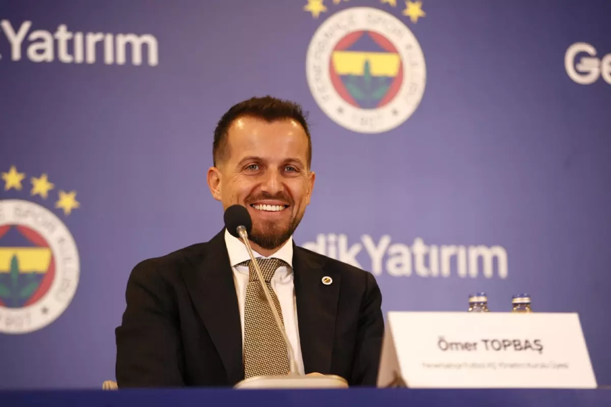 Fenerbahçe'den transfer açıklaması: Hocamız istediği takdirde eksikleri gidereceğiz
