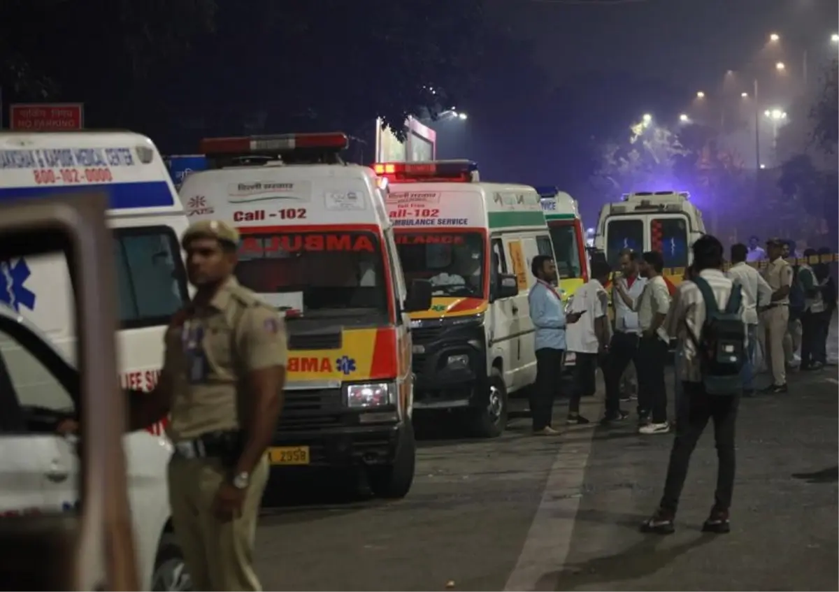 Yeni Delhi'deki Patlamada Ölü Sayısı 12'ye Yükseldi