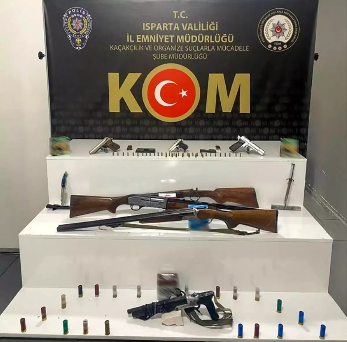 Isparta'da Kaçak Silah Operasyonu: Çok Sayıda Silah Ele Geçirildi