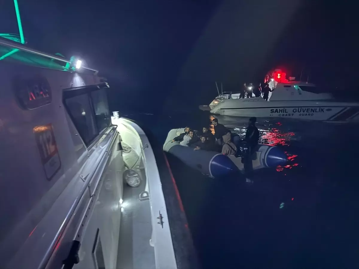 Seferihisar Açıklarında Düzensiz Göçmen Operasyonu