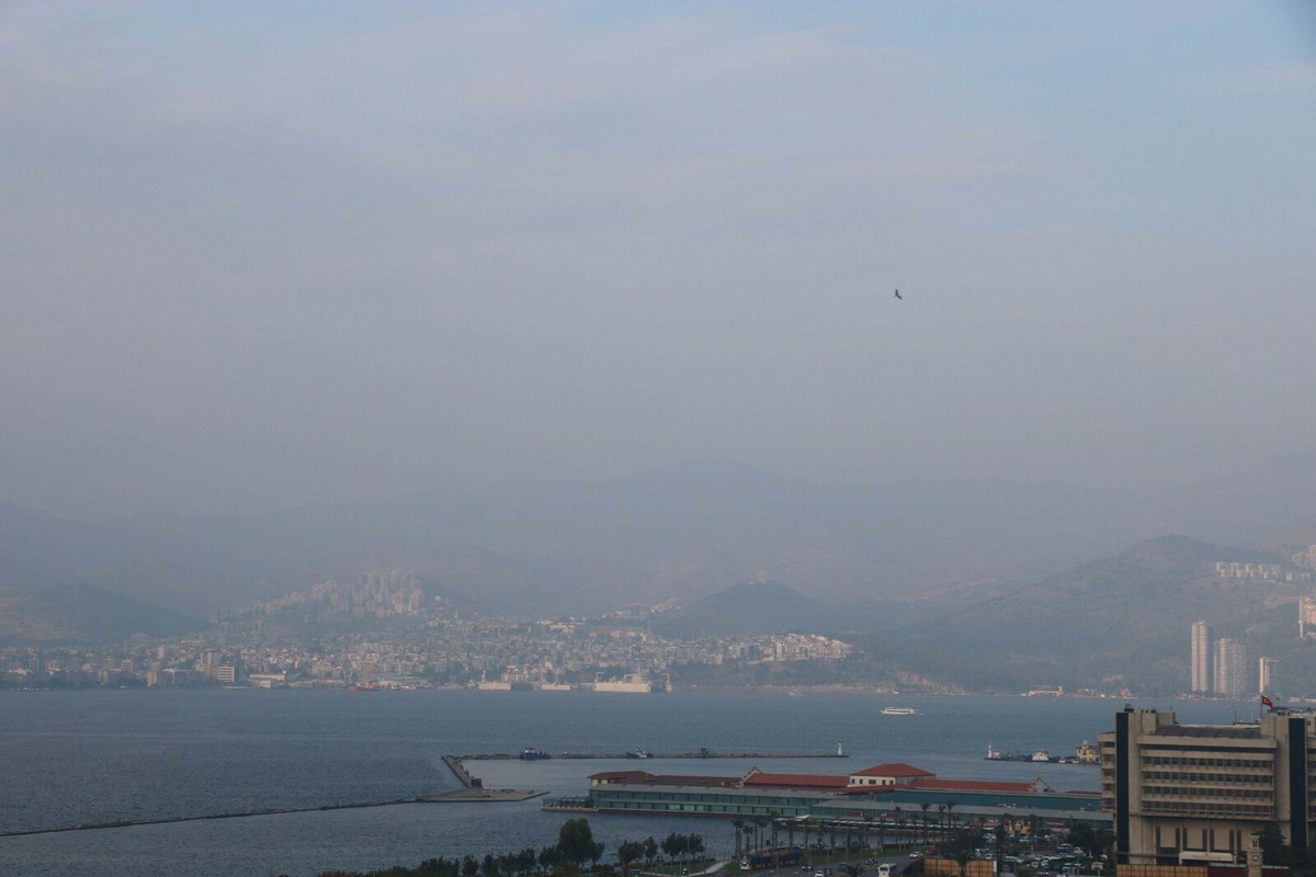 İzmir'de hava kalitesi 'hassas' seviyede