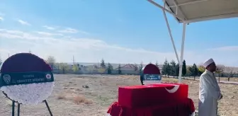 Diyarbakır'da Kayıp Polis Memuru İsmail Tarhan'ın Cenazesi Toprağa Verildi