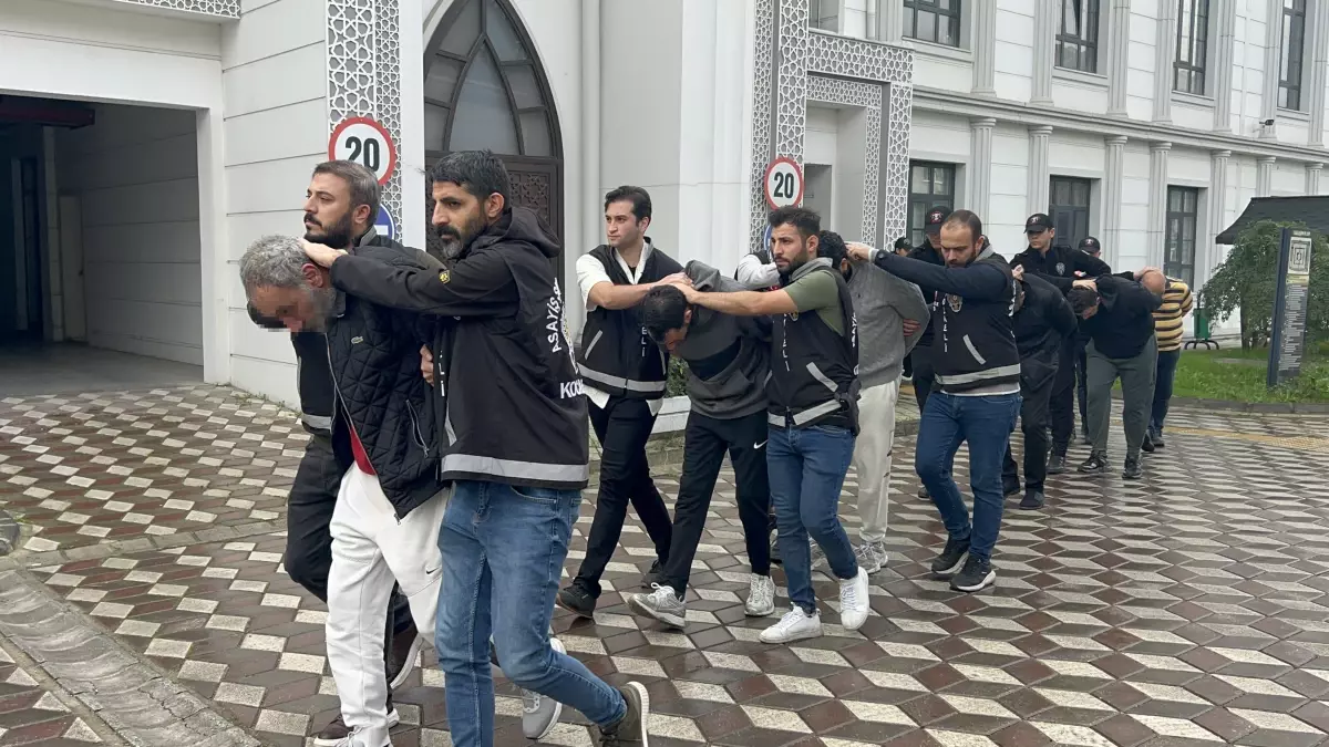 Kocaeli'deki Kozmetik Fabrikası Yangınında 11 Şüpheli Adliyeye Sevk Edildi