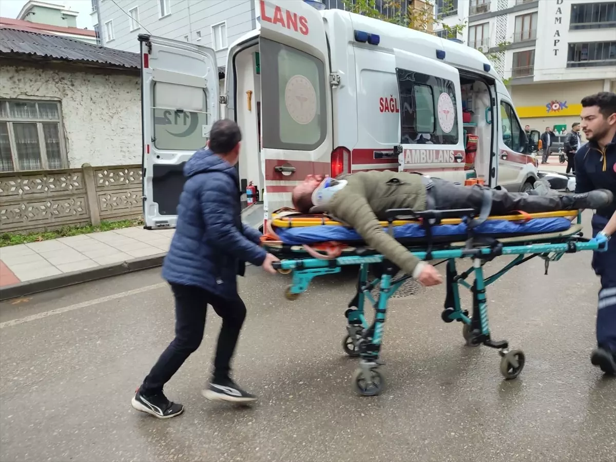 Samsun'da Motosiklet Kazası: Sürücü Ağır Yaralandı