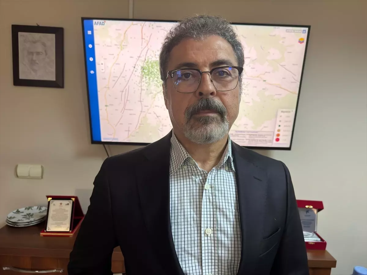 Sındırgı'daki Deprem Aktivitesi Hakkında Bilgiler Verildi