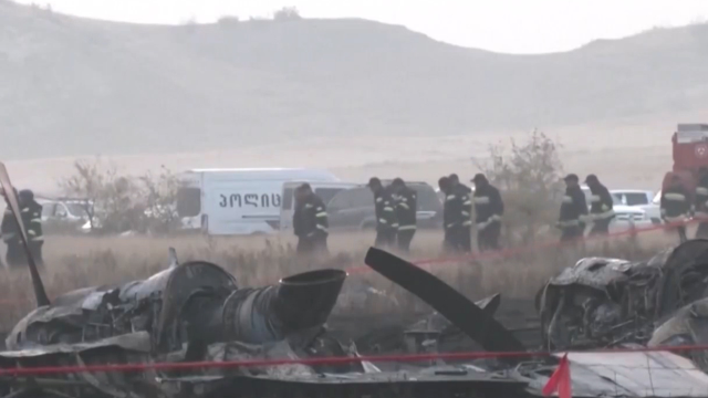 20 askerin sehit oldugu ucagin enkazindan ilk 19244838 487 m