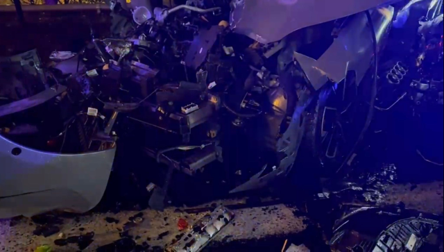 5 arac birbirine girdi otomobil metal yiginina 19244779 8347 m