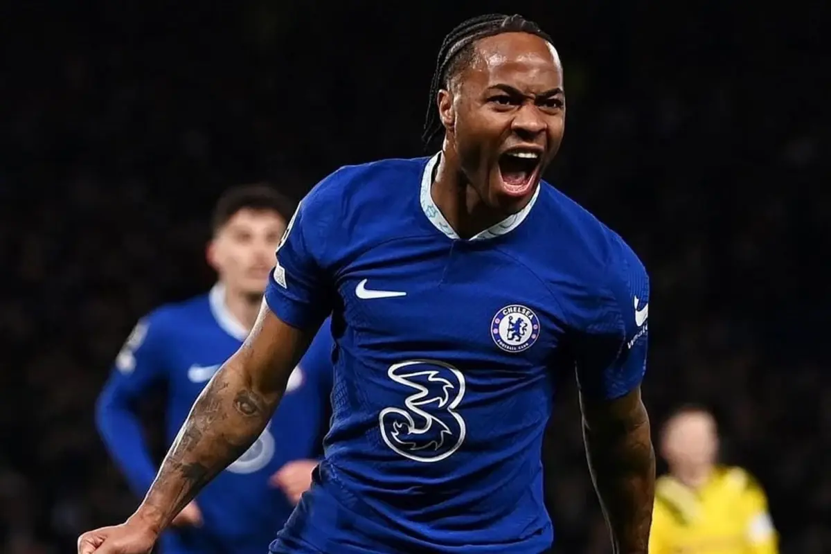 Dünyaca ünlü yıldız Sterling'in evine bir kez daha hırsız girdi