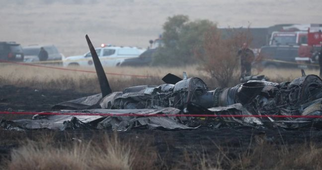 Düşen askeri uçağın görüntüleri! Düşen askeri uçağın enkaz görüntüleri! Düşen askeri uçağın görüntüleri! Düşen askeri uçağın enkaz görüntüleri!