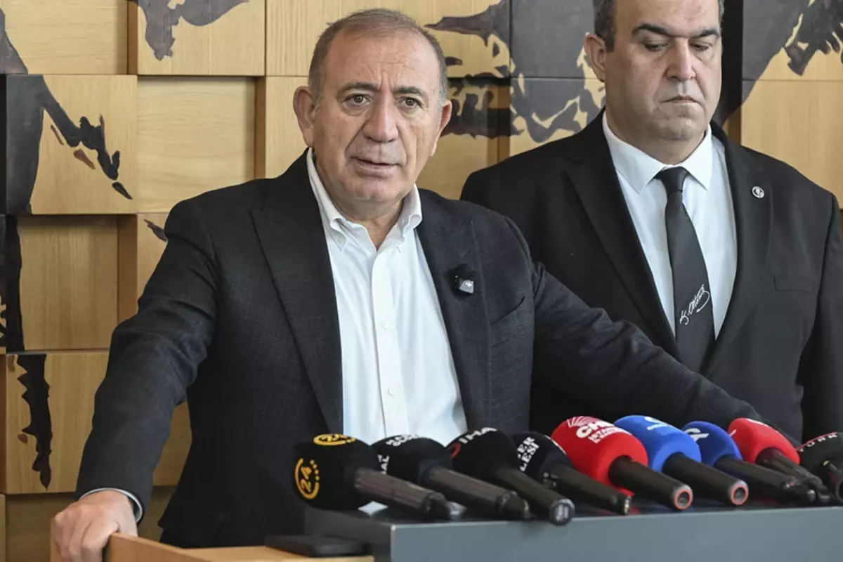 Gürsel Tekin'den sürpriz çıkış! İBB iddianamesindeki detaya ateş püskürdü
