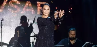 Hülya Avşar'dan yeni hamle: Sahnelerden iş dünyasına