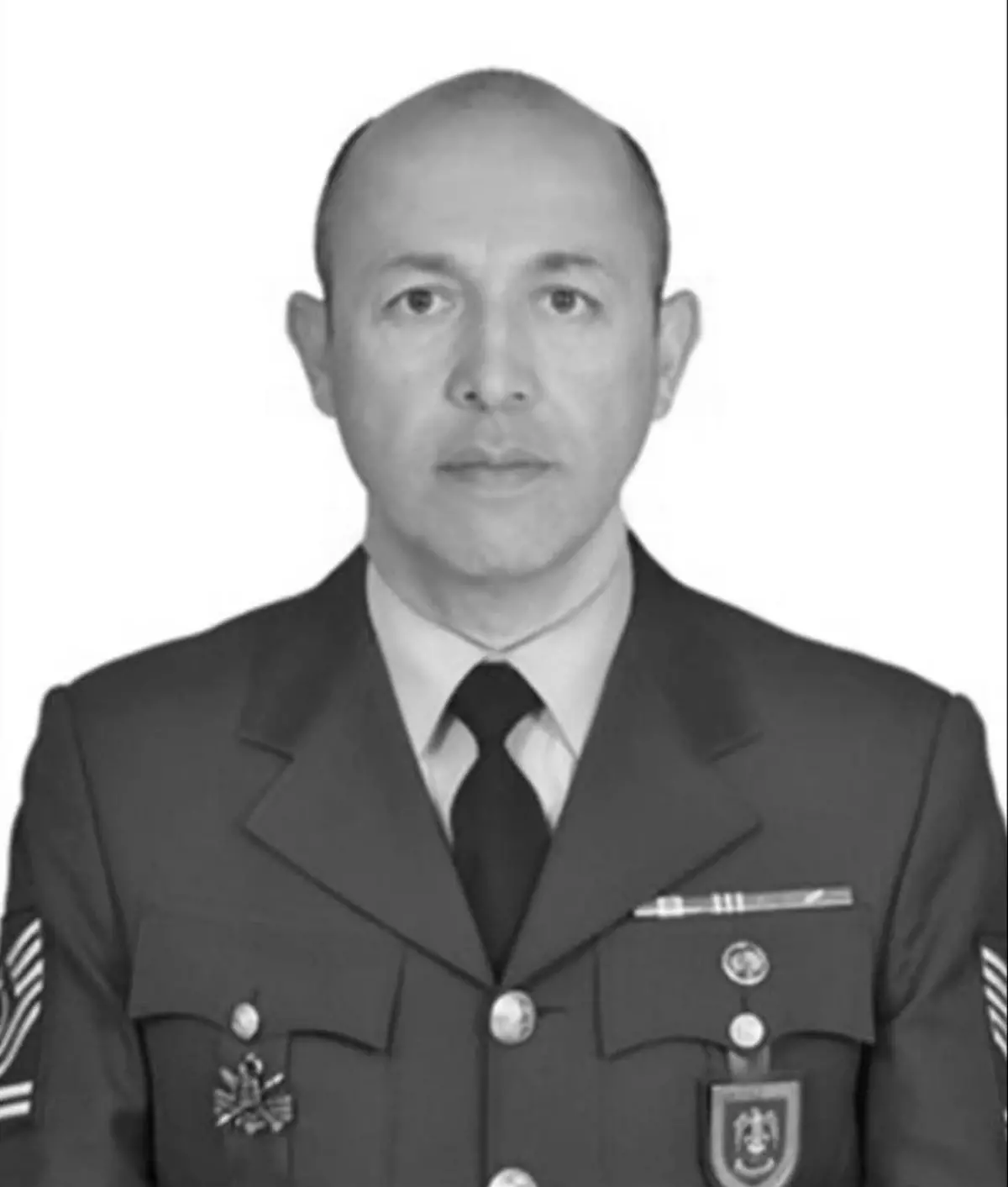 Şehit astsubayın İzmir&apos;deki babaevinde yas