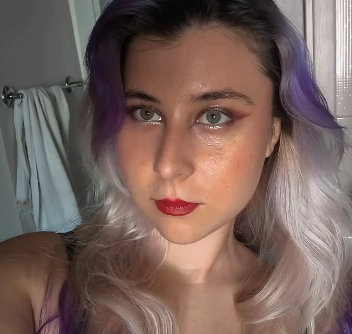 Üniversite öğrencisi genç kız arkadaşının evinde ölü bulundu