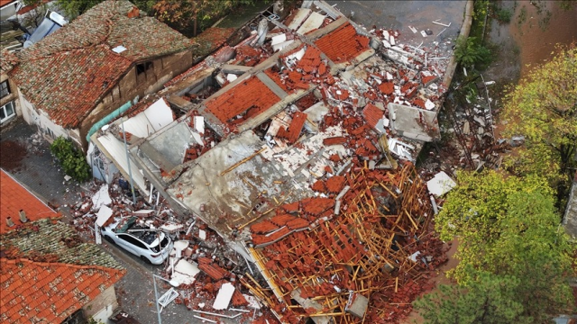 balikesir besik gibi sindirgi sabah karsi 3 19248323 2760 m