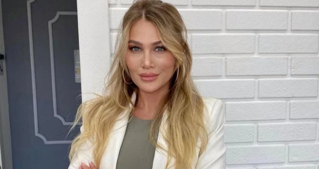 Fakirlerle aynı kokmak istemiyorum diyen kadın kimdir? Yasemin Arı kimdir, kaç yaşında, nereli? Fakirlerle aynı kokmak istemiyorum diyen kadın kimdir? Yasemin Arı kimdir, kaç yaşında, nereli?