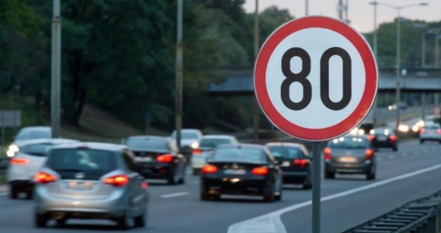 İstanbul'da hız limitleri değişti mi? İstanbul'da hız limitleri ne kadar oldu? İstanbul'da hız limitleri değişti mi? İstanbul'da hız limitleri ne kadar oldu?