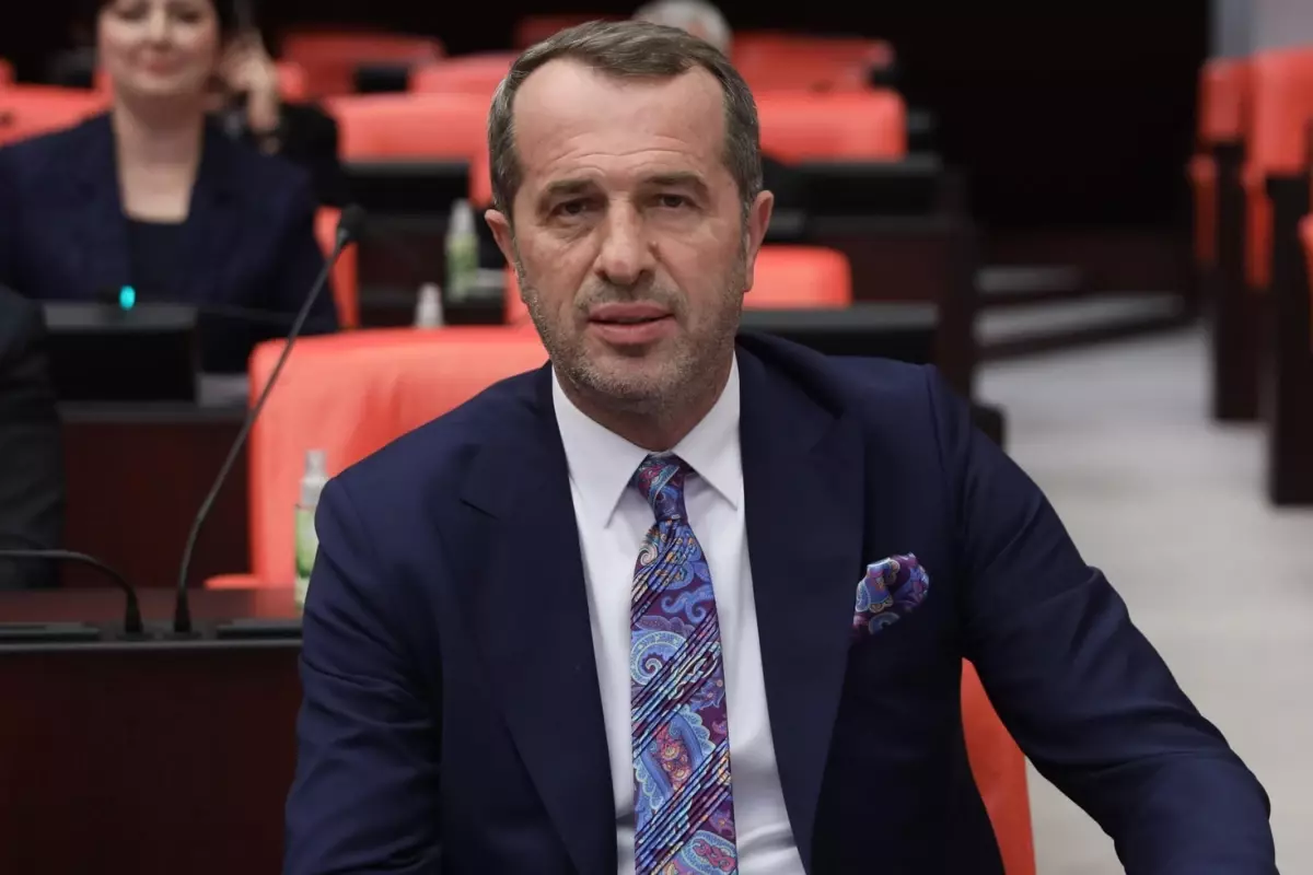 MHP'li Saffet Sancaklı'dan yeni operasyon sinyali: Başka şeyler de çıkacak