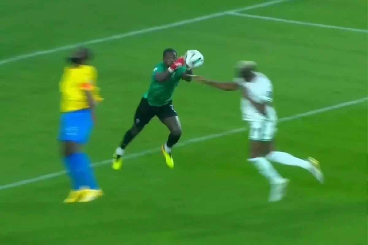 Osimhen sakatlandı mı, Osimhen Nijerya Gabon maçında sakatlandı mı?