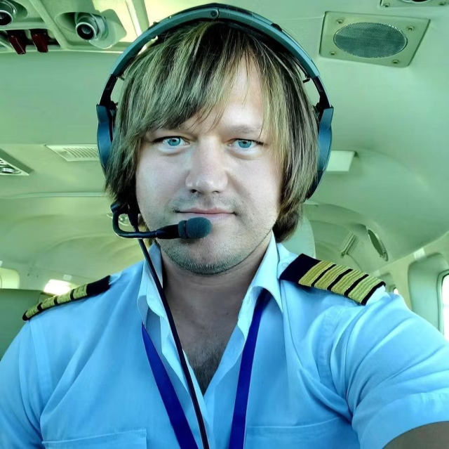 yangin sondurme ucagi hirvatistan da dustu pilot 19251372 7874 m