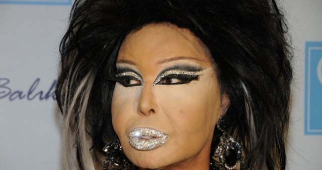 Bülent Ersoy'un sevgilisi kimdir? Bülent Ersoy'un ünlü mü?