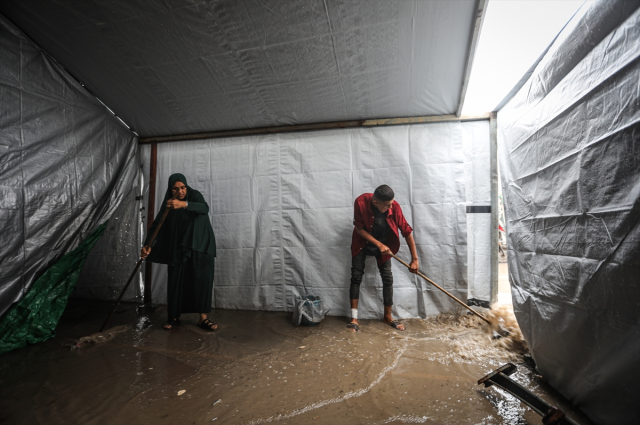 gazze de savas yetmedi simdi de sular altinda 19254733 1959 m