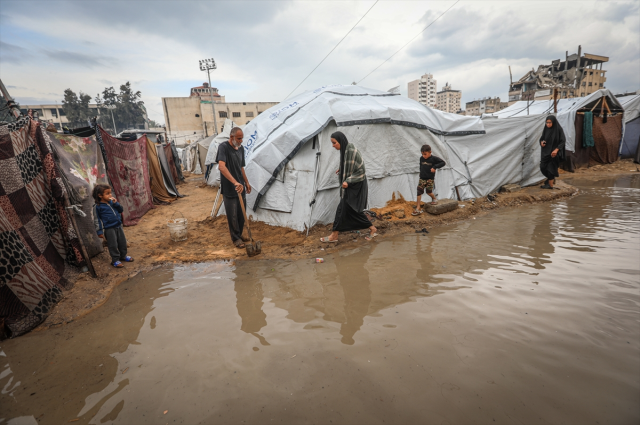 gazze de savas yetmedi simdi de sular altinda 19254733 736 m