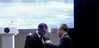 Kırgızistan Basın ve Enformasyon Günü'nde Ödüller Sahiplerini Buldu