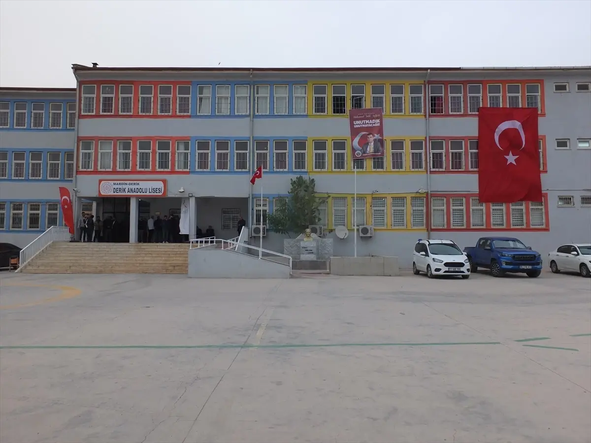 Mardin'de şehit Kaymakam Muhammet Fatih Safitürk anısına kütüphane açıldı