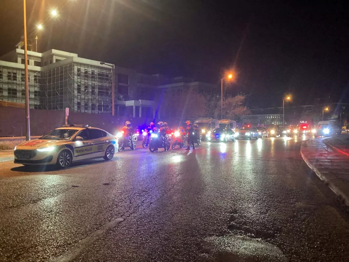 Gürcistan-Azerbaycan Sınırında Düşen Uçakla Şehit Olan Askerlerin Cenazeleri Ankara'da Törenle Alındı