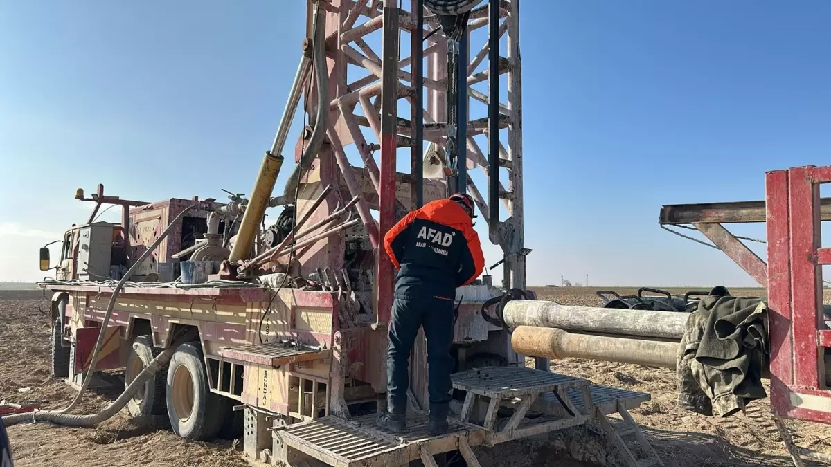 Sondaj Çalışması Sırasında Kolunu Kaptıran İşçi Hastaneye Kaldırıldı